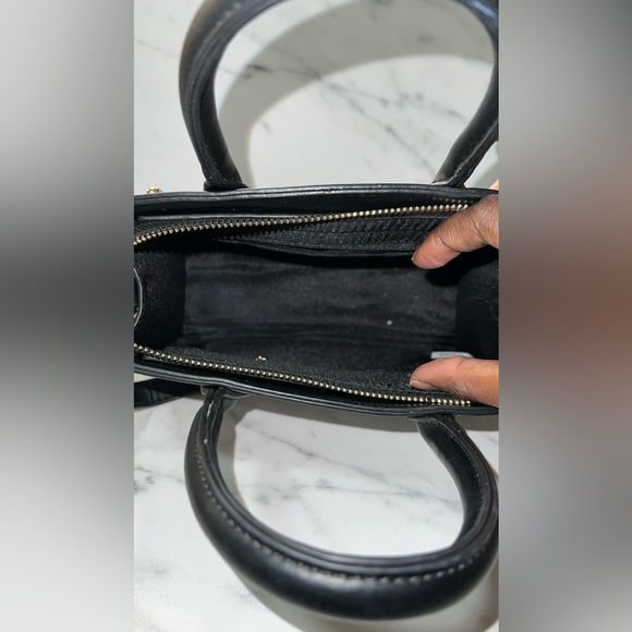 Snakeskin Handbag - Black and White - Picture 4 of 5